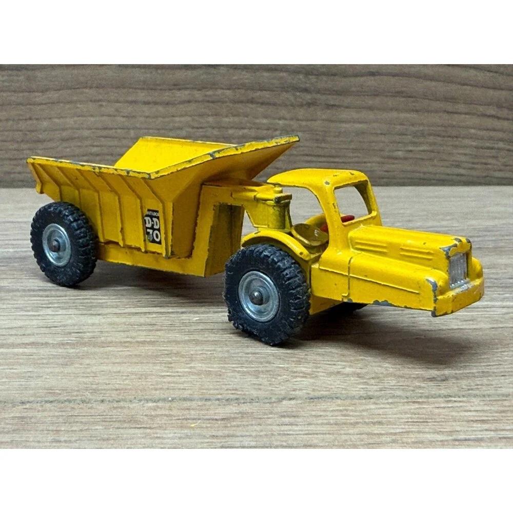 Lesney Matchbox No. 10 Dinkum Dumper Major Pack 1:64 - Vintage